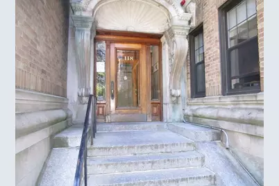 118 Riverway #8, Boston, MA 02215 - Photo 3