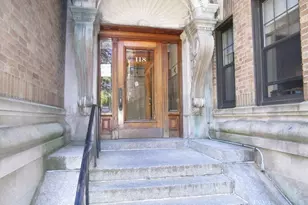 118 Riverway, Boston, MA 02215 - Photo 3