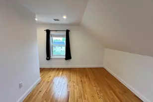 20 Harrington St, Watertown, MA 02472 - Photo 31