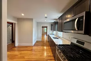 20 Harrington St, Watertown, MA 02472 - Photo 5