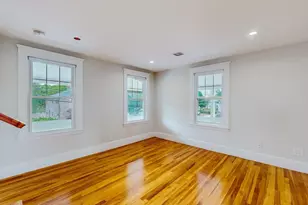 20 Harrington St, Watertown, MA 02472 - Photo 7