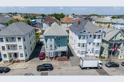 131 Whitman St, New Bedford, MA 02745 - Photo 3