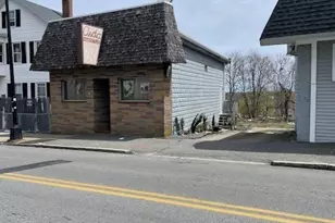770 County St, New Bedford, MA 02740 - Photo 3