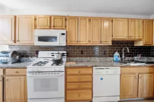 95 Florida St, Boston, MA 02124 - Photo 13