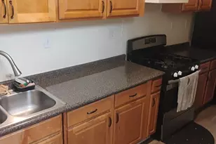 654 Columbia Rd, Boston, MA 02125 - Photo 3