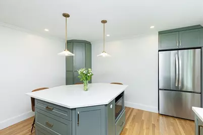247 Hale St #2, Beverly, MA 01915 - Photo 11