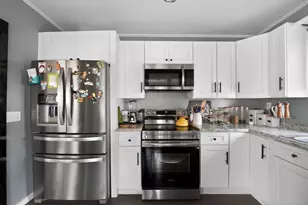 32 Grant Ave, Brockton, MA 02301 - Photo 17