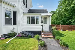 32 Grant Ave, Brockton, MA 02301 - Photo 7