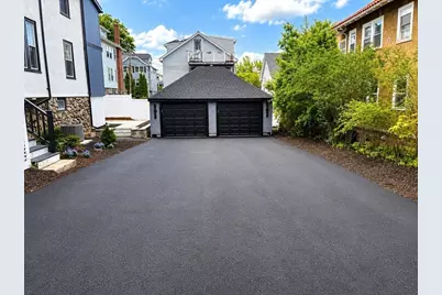 33 Hall Ave #33, Watertown, MA 02472 - Photo 15