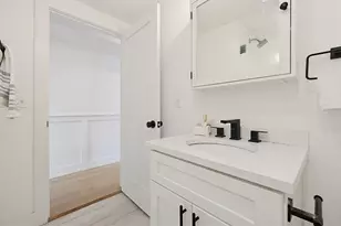 64 Derby, Somerville, MA 02145 - Photo 21