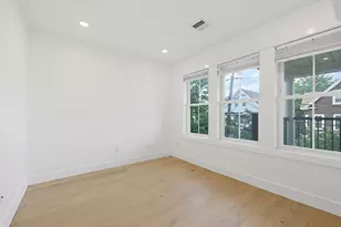 64 Derby, Somerville, MA 02145 - Photo 17