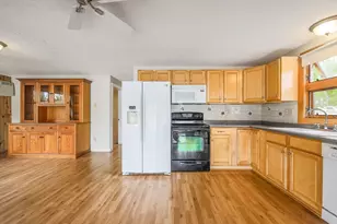 35 Sichols Colony Rd, Wales, MA 01081 - Photo 17