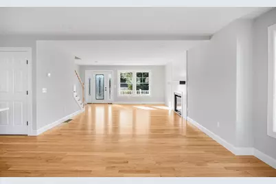 188 St Louis Avenue, Woonsocket, RI 02895 - Photo 5