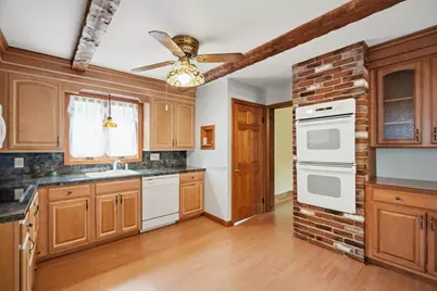 20 Athol Street, Springfield, MA 01107 - Photo 15