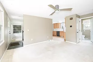 130 Pleasant St, Northborough, MA 01532 - Photo 11
