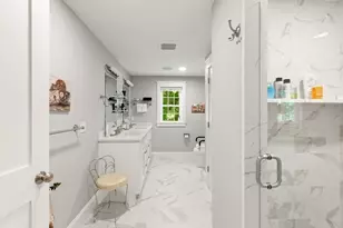 27 Samoset Rd, Woburn, MA 01801 - Photo 21