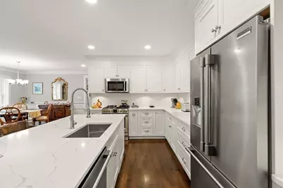 27 Samoset Rd, Woburn, MA 01801 - Photo 9