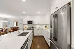 27 Samoset Rd, Woburn, MA 01801 - Photo 9