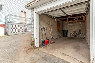 29 Lewis St, Lynn, MA 01902 - Photo 9