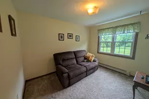 314 Stafford St, Charlton, MA 01507 - Photo 9