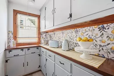 364 North Ave, Rockland, MA 02370 - Photo 5