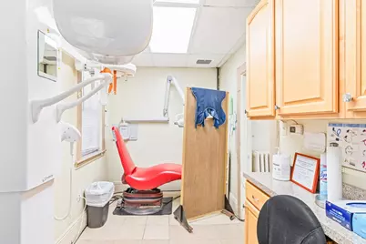 166 Columbia Rd, Boston, MA 02121 - Photo 31