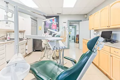 166 Columbia Rd, Boston, MA 02121 - Photo 7