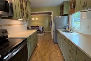 51 John St, East Longmeadow, MA 01028 - Photo 7