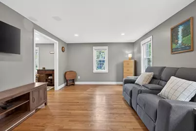 25 Margate Rd, North Andover, MA 01845 - Photo 5