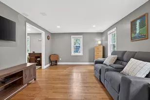 25 Margate Rd, North Andover, MA 01845 - Photo 5