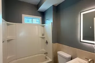 596 Howard St, Lawrence, MA 01841 - Photo 11