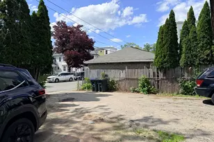 596 Howard St, Lawrence, MA 01841 - Photo 13
