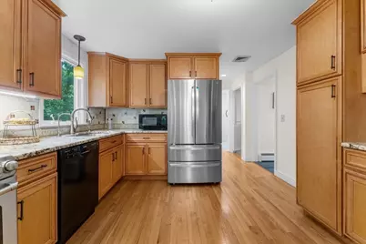 41-A Hunnewell Street, Wellesley, MA 02481 - Photo 5