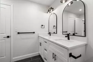 13 Whitman Cir, Bellingham, MA 02019 - Photo 31