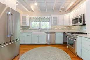 1089 Main St, Barnstable, MA 02635 - Photo 11