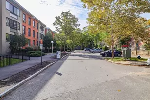 32 Juniper St, Brookline, MA 02445 - Photo 17