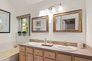 7 Shannon Ln, Beverly, MA 01915 - Photo 13