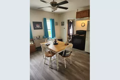 22 Robinson St, Webster, MA 01570 - Photo 7