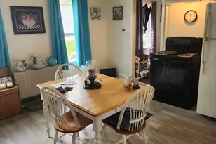 22 Robinson St, Webster, MA 01570 - Photo 7