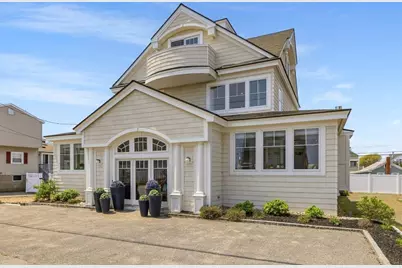 12 Commonwealth Ave, Salisbury, MA 01952 - Photo 5