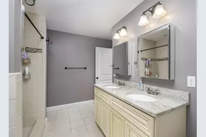 89 Overland #2, Waltham, MA 02451 - Photo 19