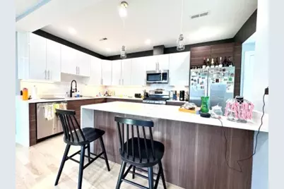 9 University Rd #2A, Brookline, MA 02445 - Photo 3