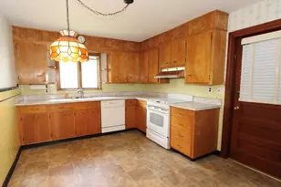 4 Palisades St, Worcester, MA 01604 - Photo 9