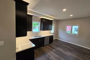 13 Prospect St, Templeton, MA 01133 - Photo 5
