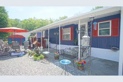 93 Grochmal Ave #126, Springfield, MA 01151 - Photo 3