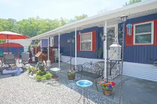 93 Grochmal Ave, Springfield, MA 01151 - Photo 3