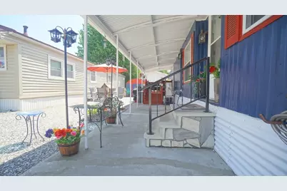 93 Grochmal Ave #126, Springfield, MA 01151 - Photo 5