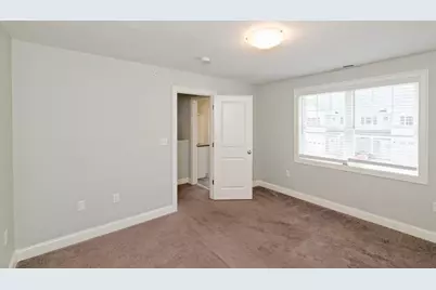 1204 Hazelwood Way #1204, Clinton, MA 01510 - Photo 23