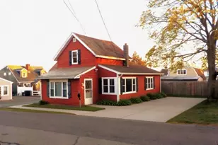 85 Maplewood Ave, Swansea, MA 02777 - Photo 3