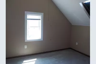 85 Maplewood Ave, Swansea, MA 02777 - Photo 19